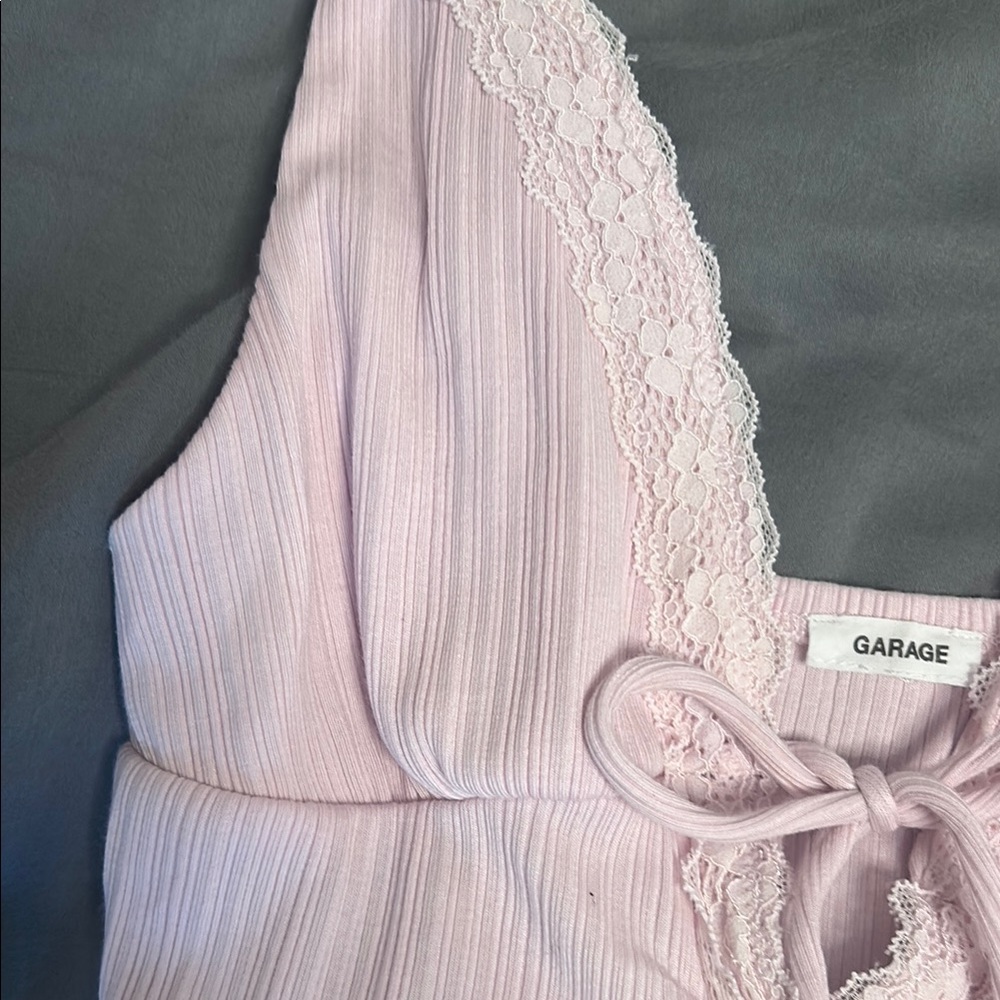 Chic Pink Lace Trim Top - Picture 3 of 5